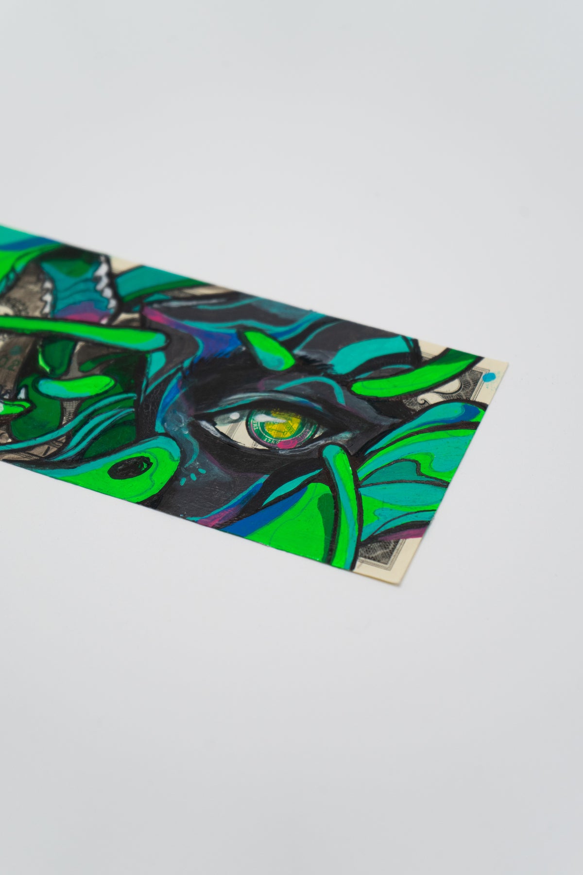Taj Francis - 2$ - 200 DOLLARS SHOW - Circus Network Street Art and Illustration in Porto Portugal