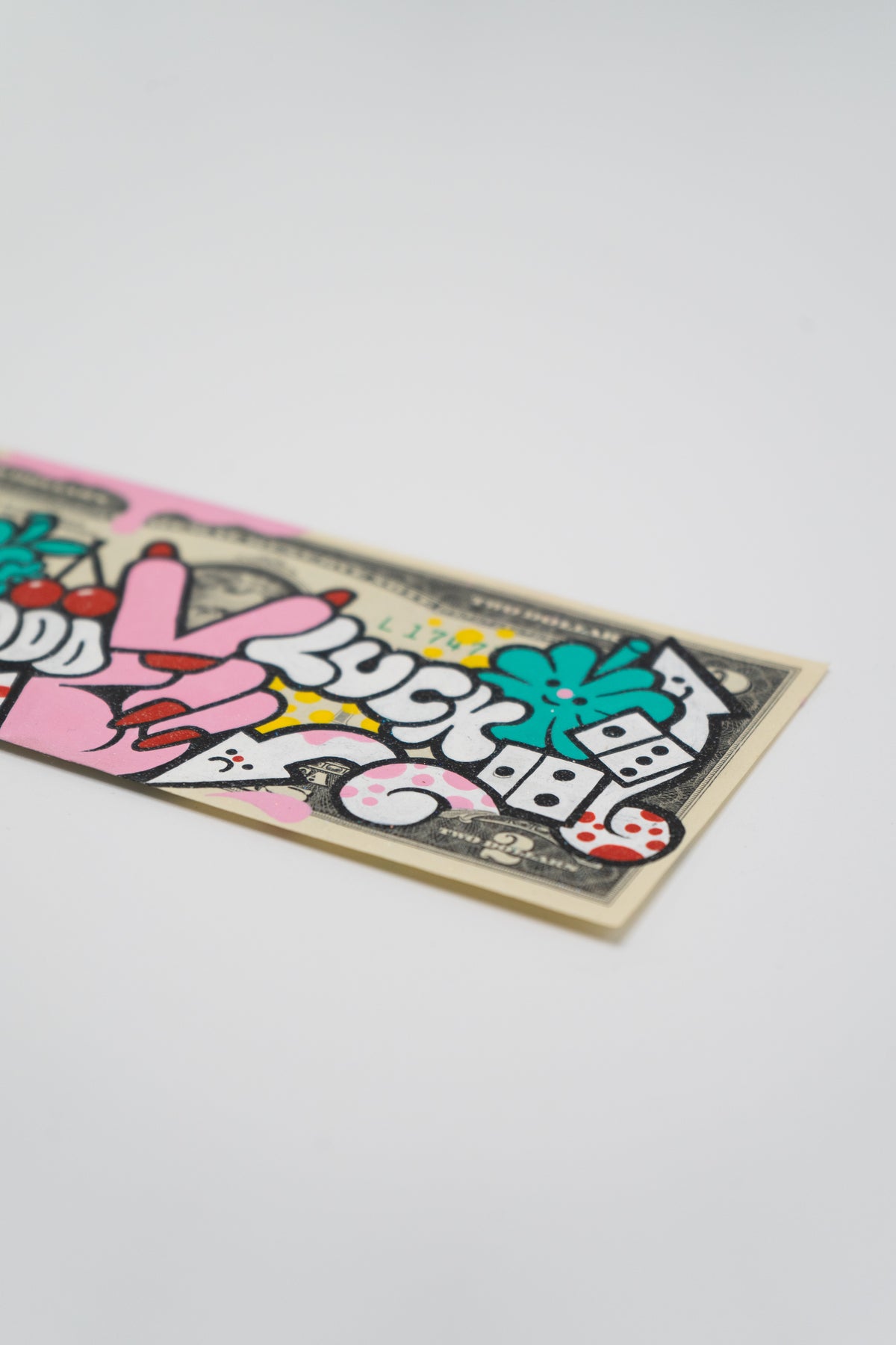 Yubia - 2$ - 200 DOLLARS BILL SHOW - Circus Network Street Art and Illustration in Porto Portugal