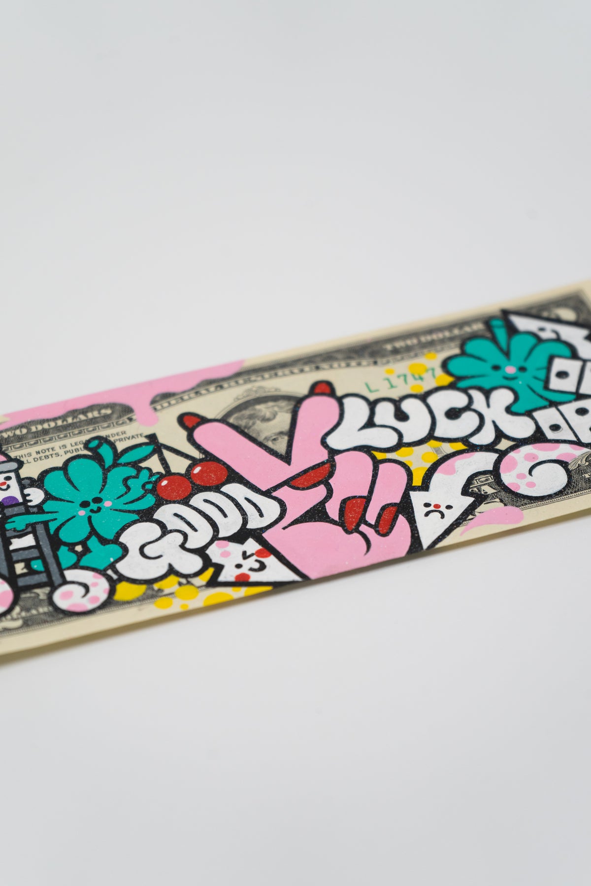 Yubia - 2$ - 200 DOLLARS BILL SHOW - Circus Network Street Art and Illustration in Porto Portugal