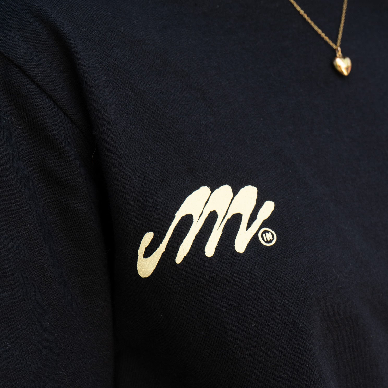 Min - Mostly Fine T-shirt - Circus Network Street Art and Illustration in Porto Portugal