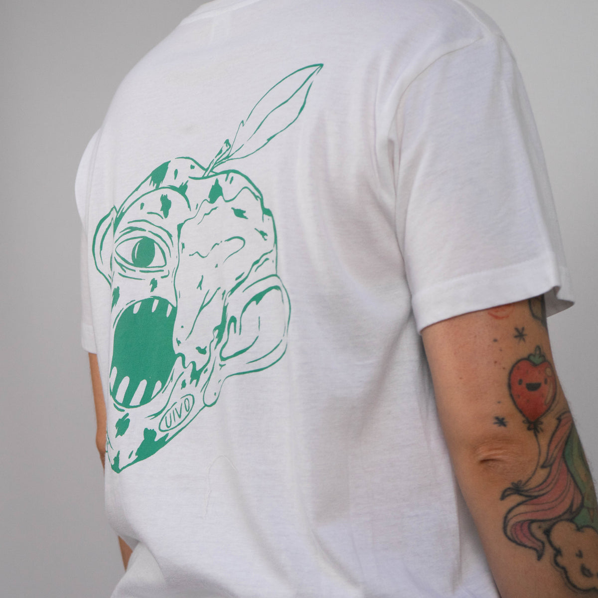 Apple T-shirt