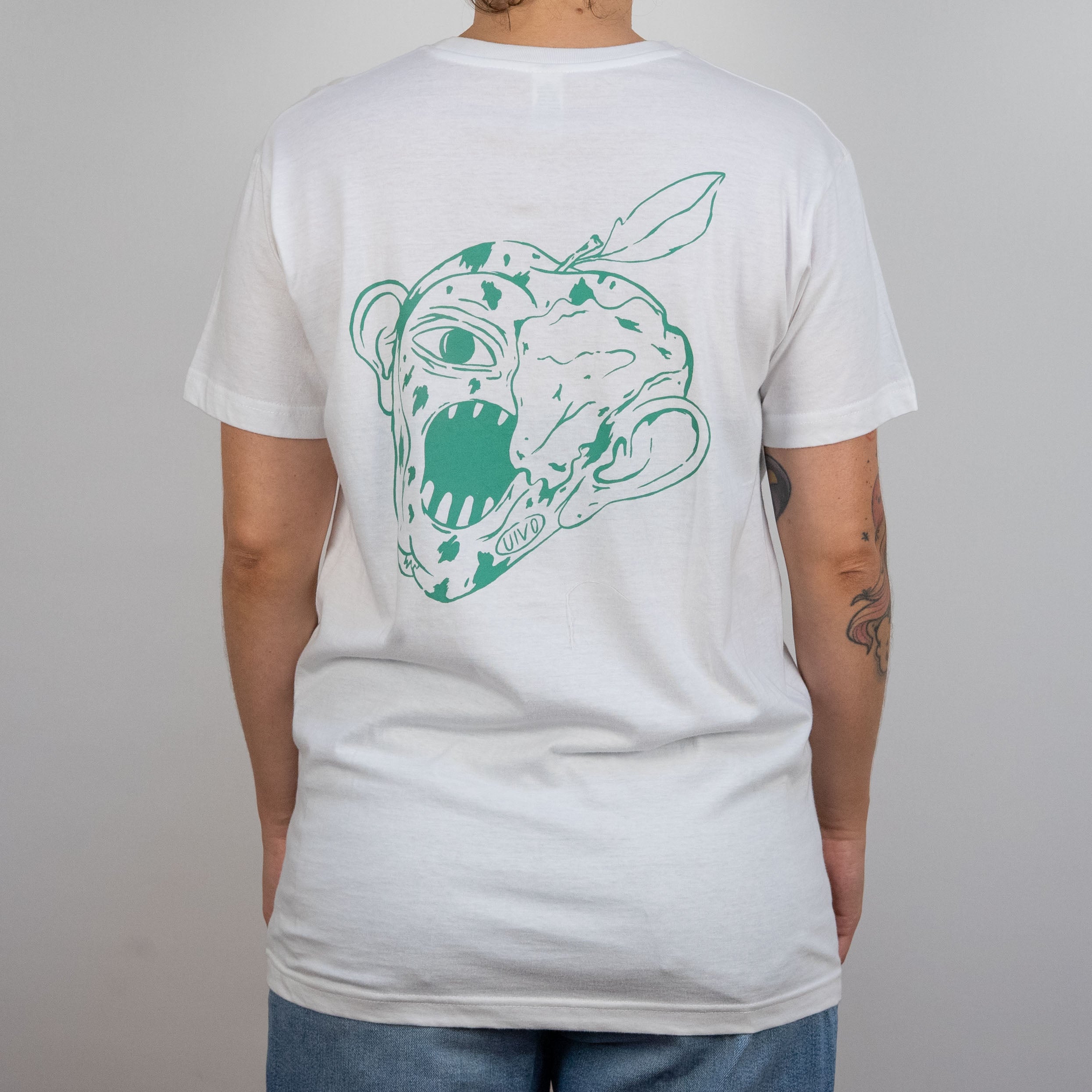 Apple T-shirt