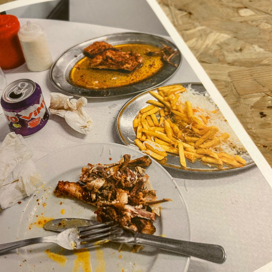 Revista Farta #2 - Frango Assado - Circus Network Street Art and Illustration in Porto Portugal