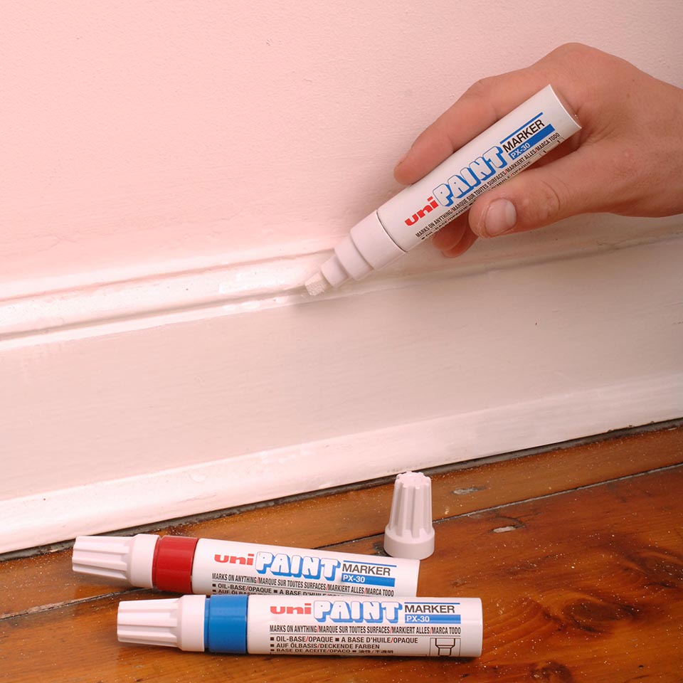 Uni Paint PX 20