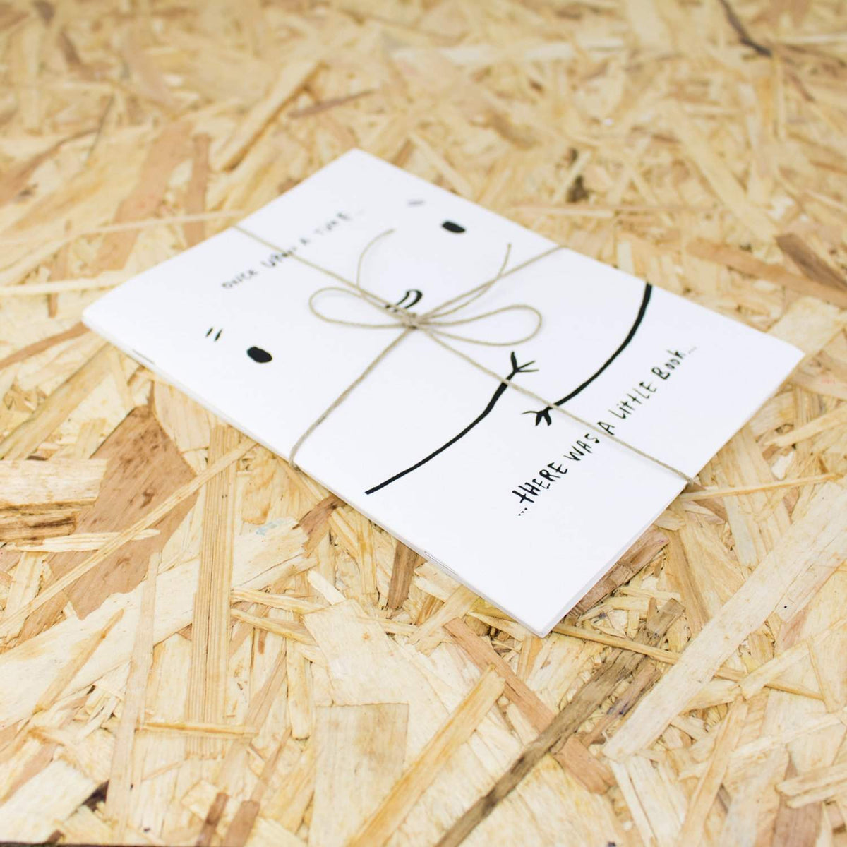 Rafaela Rodrigues - Once Upon a Time There Was a Little Book - Circus Network Street Art and Illustration in Porto Portugal
