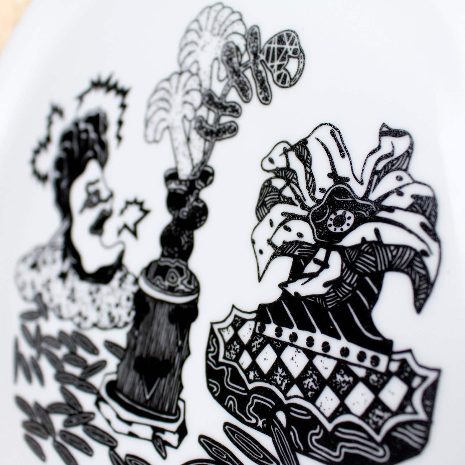Andy Calabozo - Bioshare - Circus Network Street Art and Illustration in Porto Portugal
