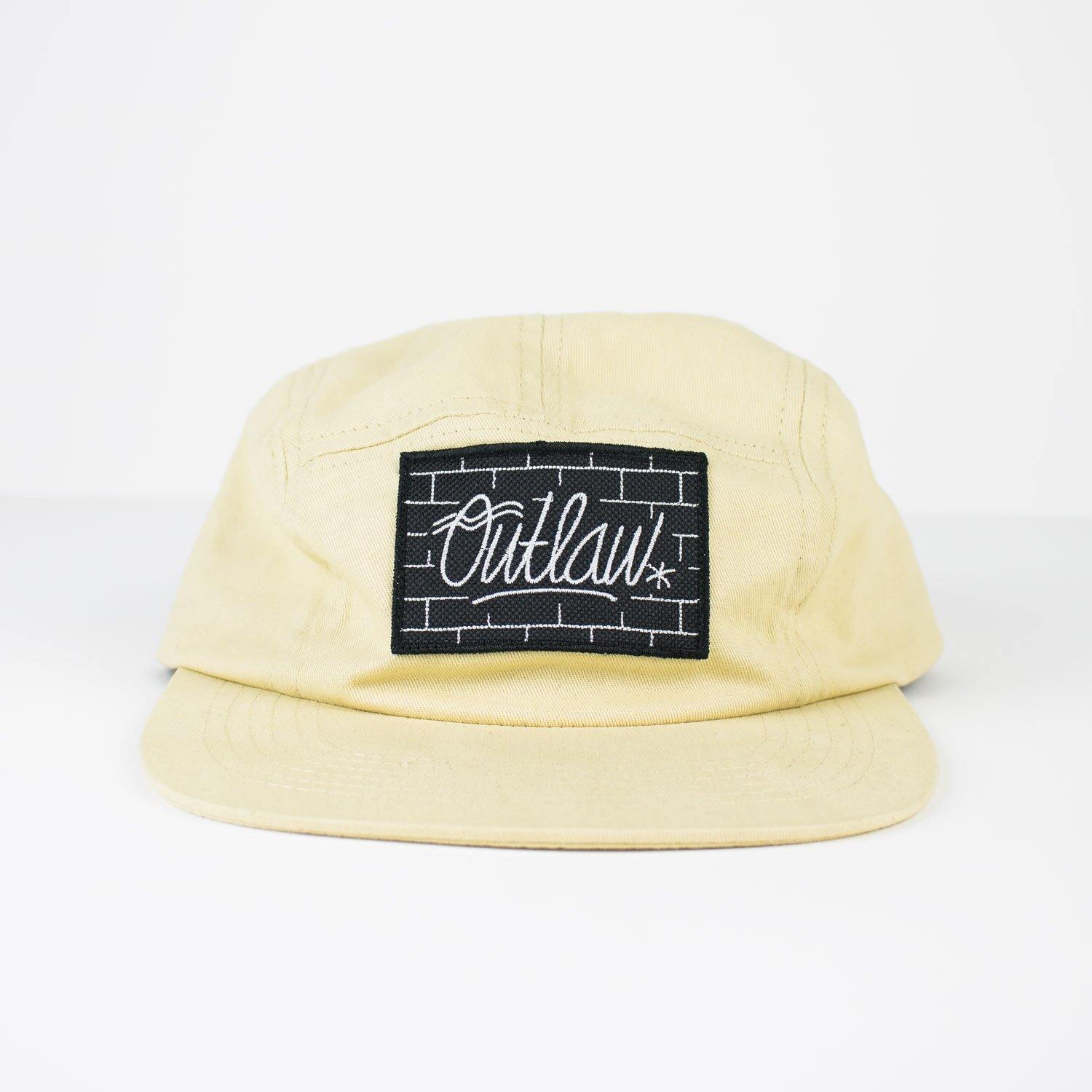 Cap - Oker - Circus Network