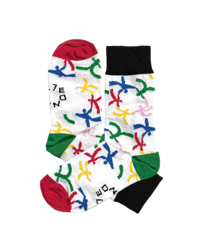 Elleonor - Lovers Dance Socks - Circus Network Street Art and Illustration in Porto Portugal