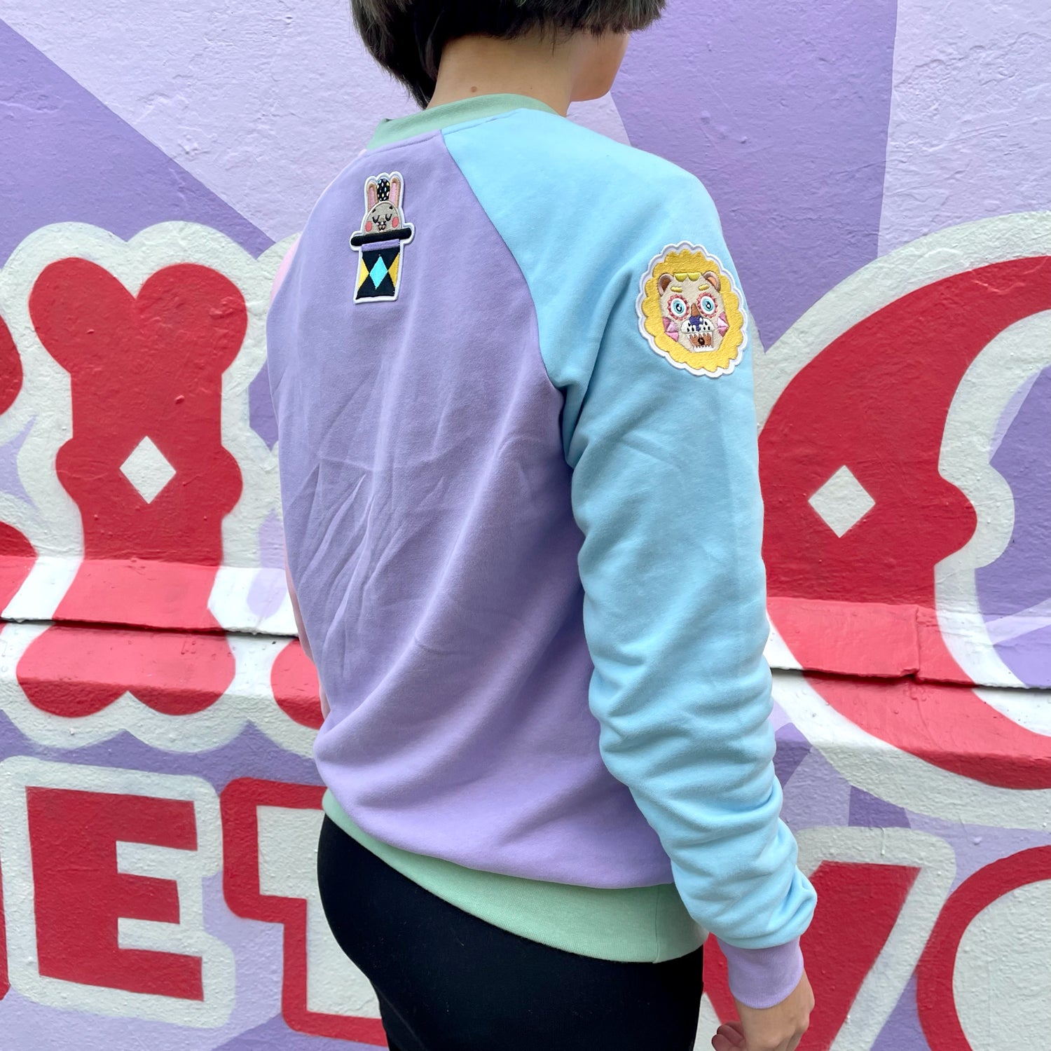 Catarina Glam - Sweatshirt - Circus Network Street Art and Illustration in Porto Portugal