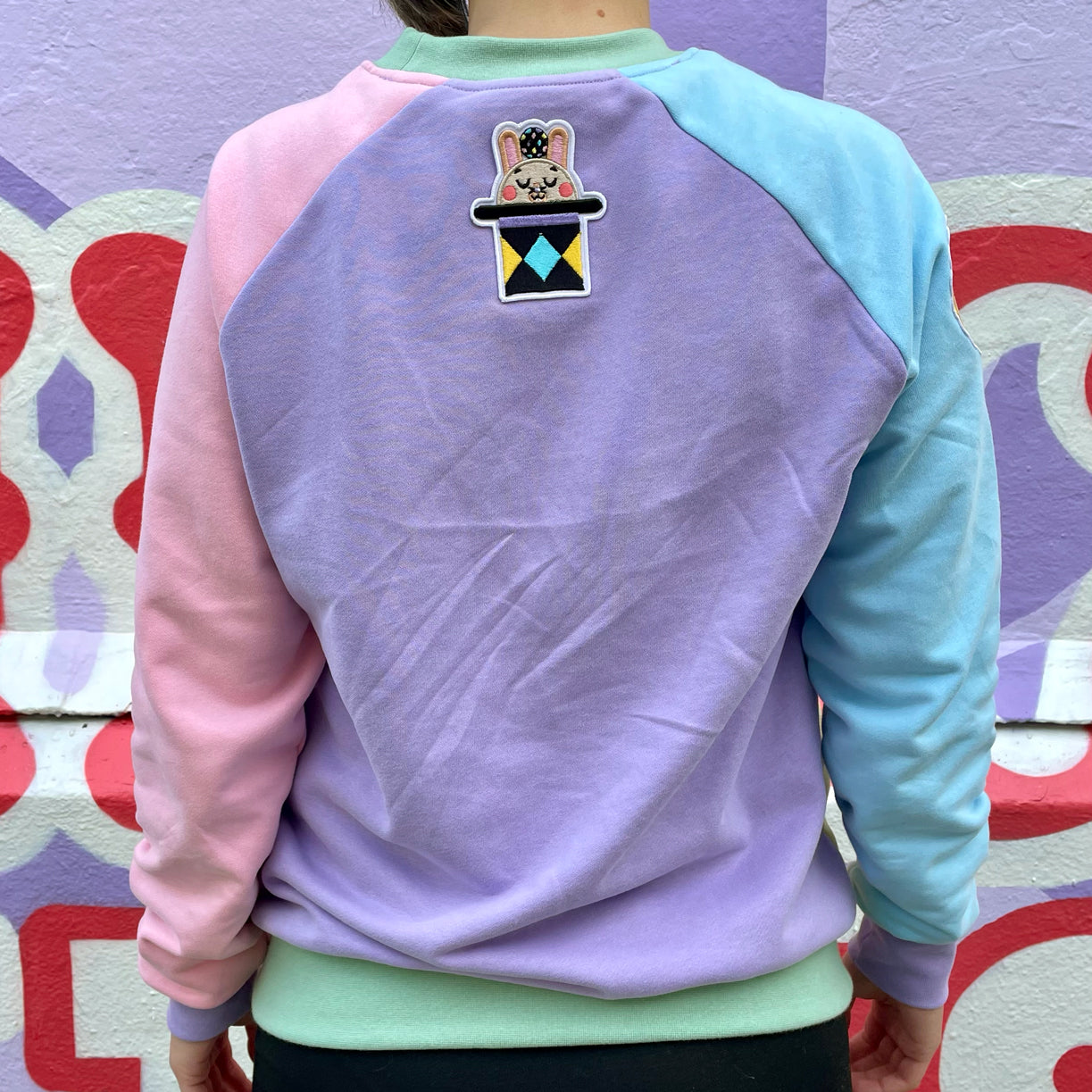 Catarina Glam - Sweatshirt - Circus Network Street Art and Illustration in Porto Portugal