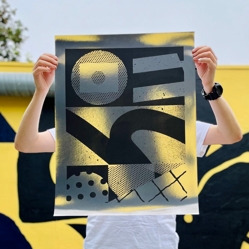 Darren John - Silkscreen Shiny Paper - Circus Network Street Art and Illustration in Porto Portugal